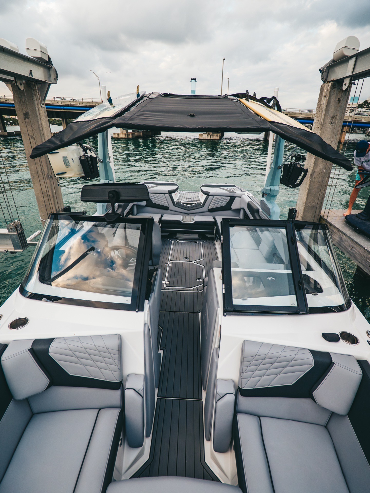 WakeXscape charter boat detail